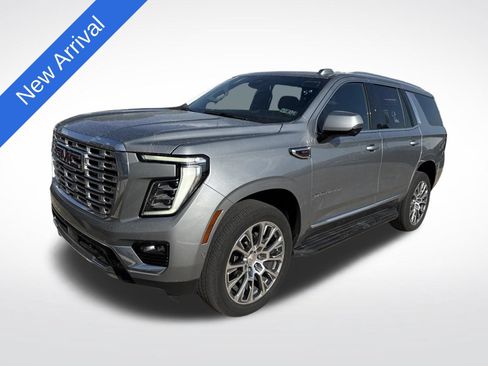 Used 2025 GMC Yukon Denali AWD/4WD image 1