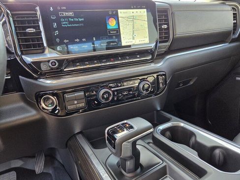 Used 2025 Chevrolet Silverado 1500 LT Trail Boss w/ Convenience Package II image 6