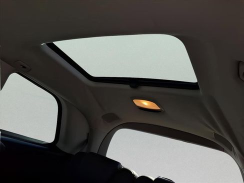 Used 2009 Mercedes-Benz GL 320 BlueTEC 4MATIC image 25