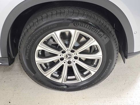Used 2026 Mercedes-Benz GLC 300 4MATIC image 9
