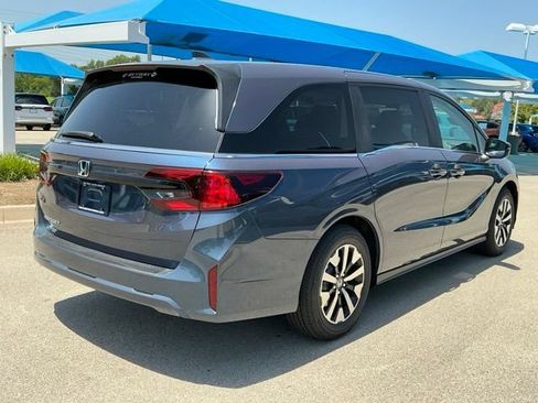 New 2026 Honda Odyssey EX-L image 3