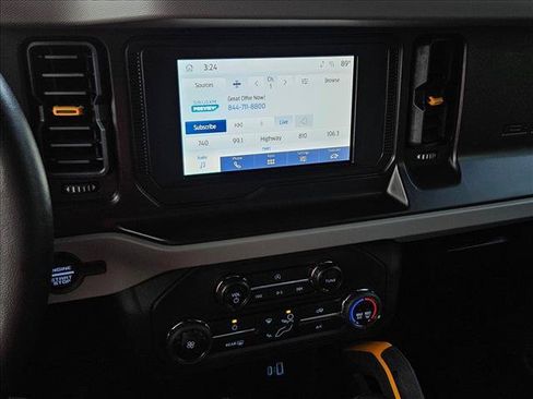 Used 2023 Ford Bronco Badlands AWD/4WD image 15