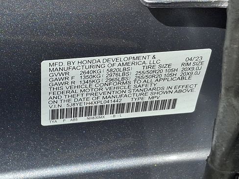 Certified 2023 Acura MDX w/ Technology Package image 30