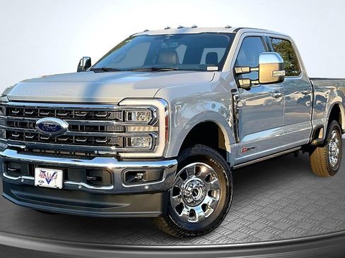 New 2026 Ford F350 King Ranch w/ Chrome Package AWD/4WD image 2