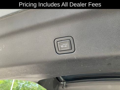 Used 2024 Chevrolet Tahoe LT AWD/4WD image 19