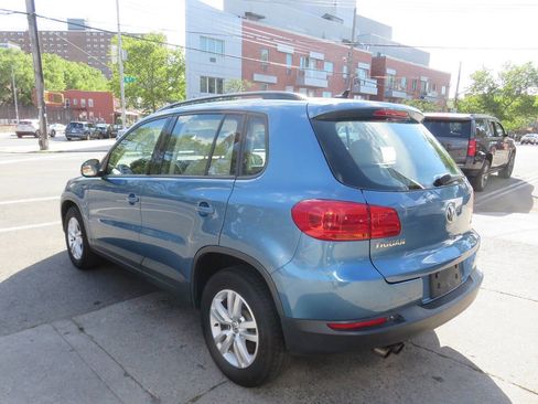 Used 2017 Volkswagen Tiguan S AWD/4WD image 5