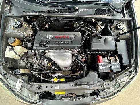 Used 2004 Toyota Camry LE image 21
