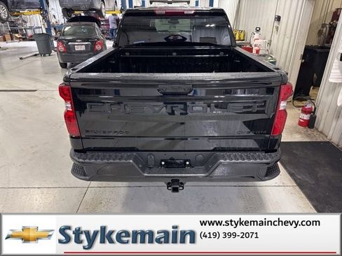 New 2026 Chevrolet Silverado 1500 Custom Trail Boss w/ Turbomax Blackout Package AWD/4WD image 10