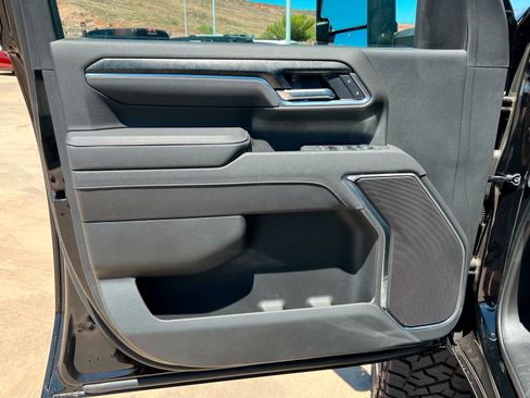 New 2025 Chevrolet Silverado 2500 LT w/ Z71 Chrome Sport Edition image 15