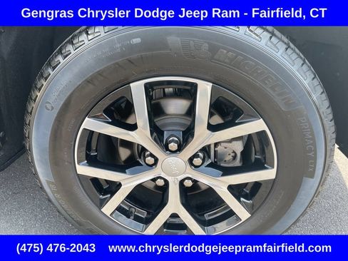 Certified 2023 Jeep Grand Cherokee Limited AWD/4WD image 31