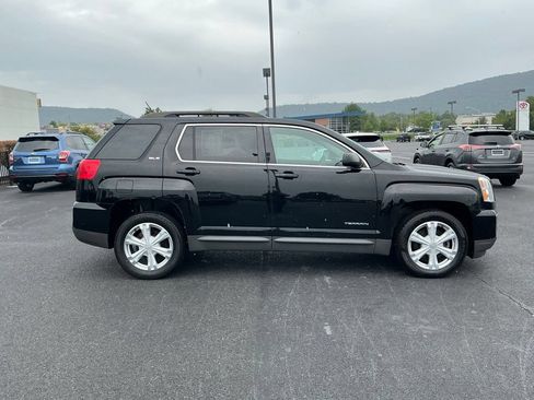 Used 2017 GMC Terrain SLE w/ Convenience Package AWD/4WD image 4