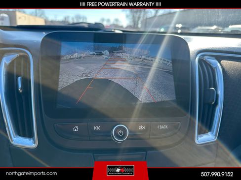 Used 2016 Chevrolet Malibu LT FWD image 14