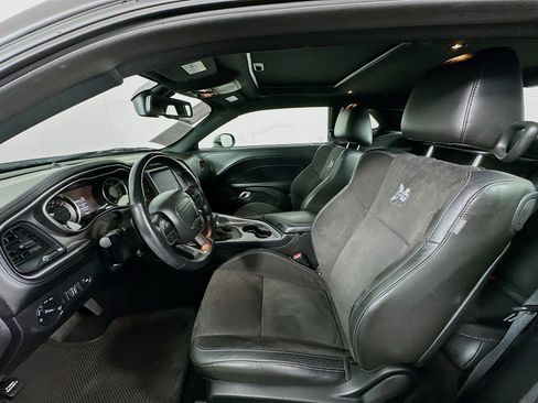 Used 2022 Dodge Challenger R/T Scat Pack w/ Plus Package RWD image 21