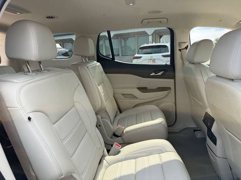 Used 2023 GMC Acadia Denali AWD/4WD image 43