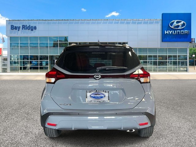 Used 2023 Nissan Kicks SV FWD image 8