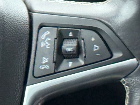 Used 2021 Buick Encore Preferred image 24