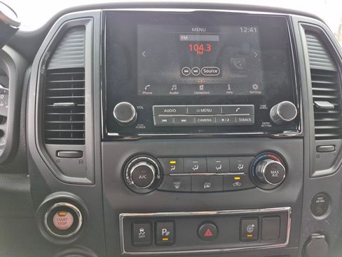 Used 2022 Nissan Titan SV w/ Accessory Utility Package image 17