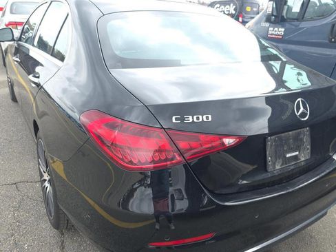 Used 2025 Mercedes-Benz C 300 4MATIC Sedan image 3