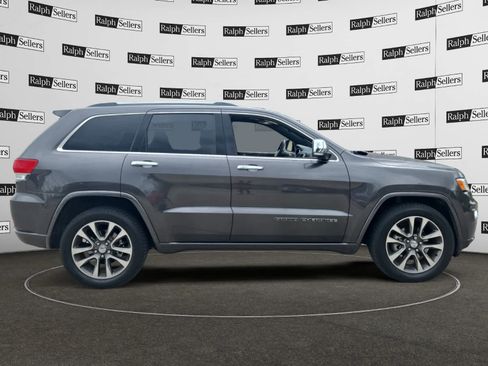 Used 2018 Jeep Grand Cherokee Overland RWD image 7