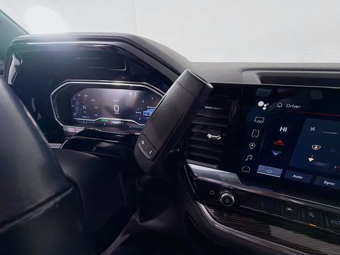 Used 2022 GMC Sierra 1500 Elevation w/ LPO, Elevation Black Package image 18