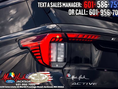 Certified 2025 Ford Explorer Active w/ Active Comfort Package RWD image 7