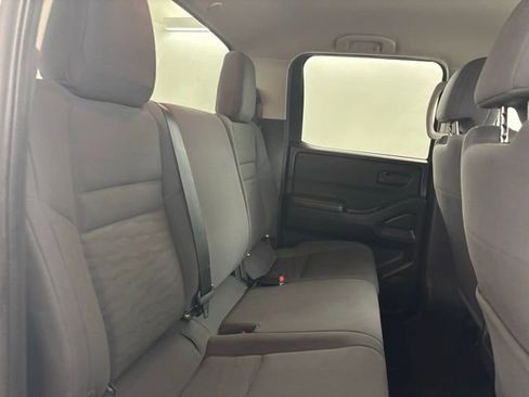 Used 2024 Nissan Frontier S image 13