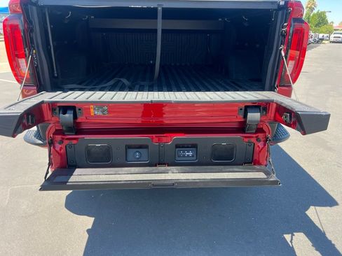 Used 2024 GMC Sierra 1500 AT4 w/ Technology Package AWD/4WD image 20