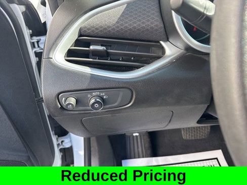 Used 2024 Chevrolet Malibu LT image 19