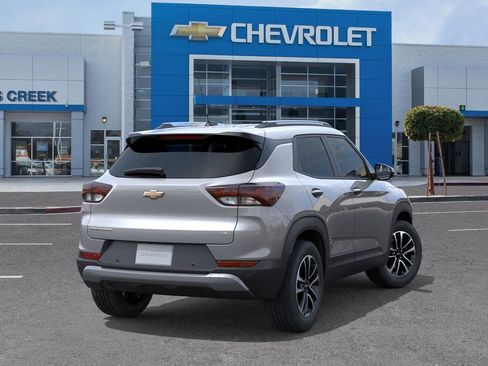 New 2026 Chevrolet TrailBlazer LT w/ Driver Confidence Package FWD image 4