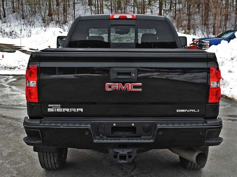 Used 2019 GMC Sierra 2500 Denali w/ Duramax Plus Package image 7