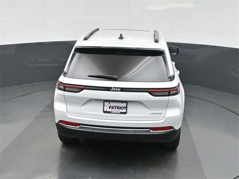 New 2025 Jeep Grand Cherokee Laredo X image 34