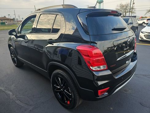 Used 2021 Chevrolet Trax LT w/ Redline Edition image 5