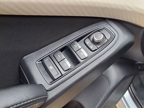 Used 2020 Subaru Ascent Premium w/ Convenience Package image 25