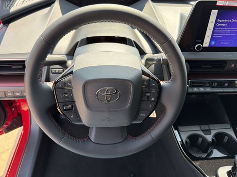 New 2026 Toyota Prius Plug-In Hybrid FWD image 11