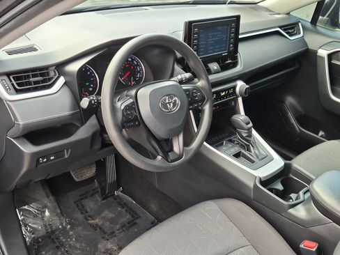 Used 2021 Toyota RAV4 XLE w/ Carpet Mat Package (TMS) FWD image 13