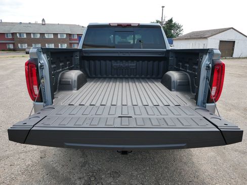 New 2026 GMC Sierra 1500 Denali w/ Denali Reserve Package AWD/4WD image 10
