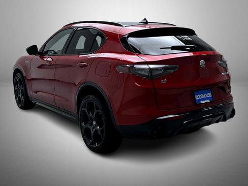 Used 2024 Alfa Romeo Stelvio Veloce AWD/4WD image 7