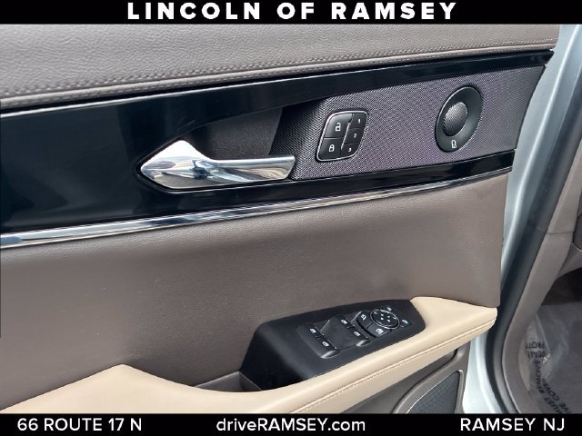 Certified 2023 Lincoln Nautilus Reserve w/ Equipment Group 201A AWD/4WD image 14