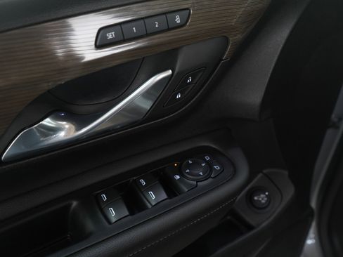 Used 2023 GMC Terrain Denali image 21