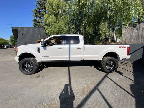 Used 2018 Ford F350 Limited w/ FX4 Off-Road Package AWD/4WD image 3