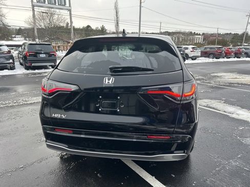 Certified 2024 Honda HR-V EX-L image 7