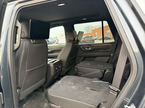 Used 2021 Chevrolet Tahoe High Country w/ Premium Package image 9