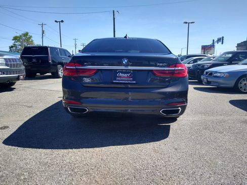 Used 2016 BMW 750i xDrive AWD/4WD image 9