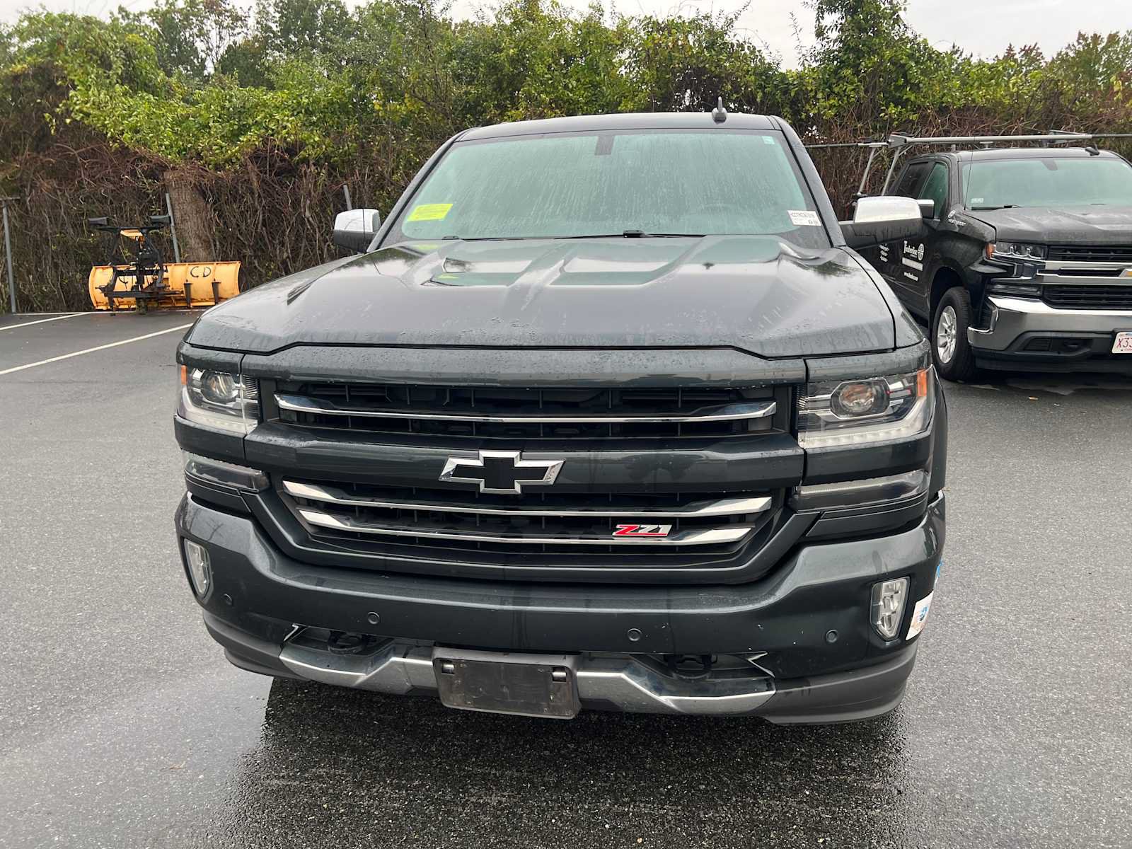 Used 2017 Chevrolet Silverado 1500 LTZ Z71 w/ LTZ Plus Package AWD/4WD image 5