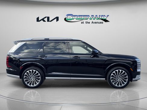 Used 2026 Hyundai Palisade Calligraphy image 10