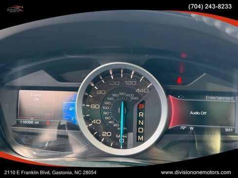 Used 2015 Ford Explorer XLT w/ Equipment Group 202A FWD image 19