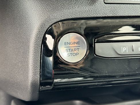 New 2025 Ford Escape SE w/ PHEV Premium Package image 24