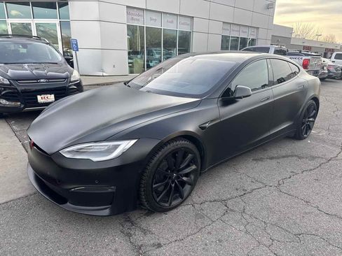 Used 2021 Tesla Model S Plaid image 2
