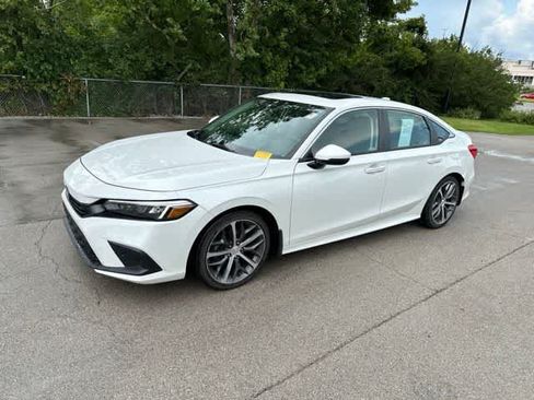 Used 2023 Honda Civic Touring image 15