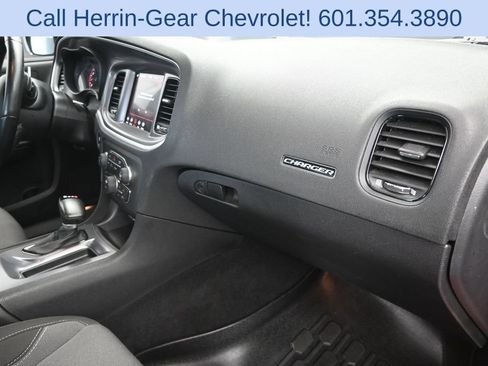 Used 2022 Dodge Charger SXT w/ Blacktop Package AWD/4WD image 24